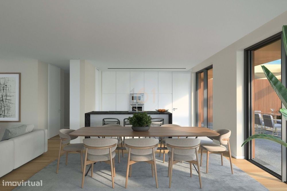 T3 com 135,70 m2  de área útil com varanda / terraço de 22,2 m2