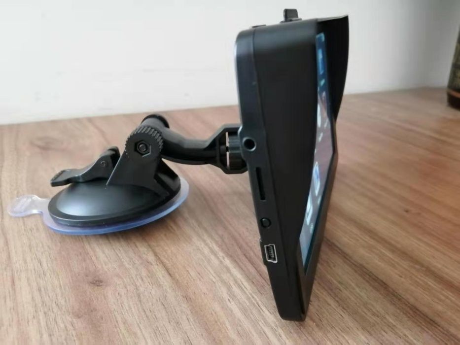 Gps / camião IGO PRIMO Profissional 2025 NOVO- Com Pala Sol