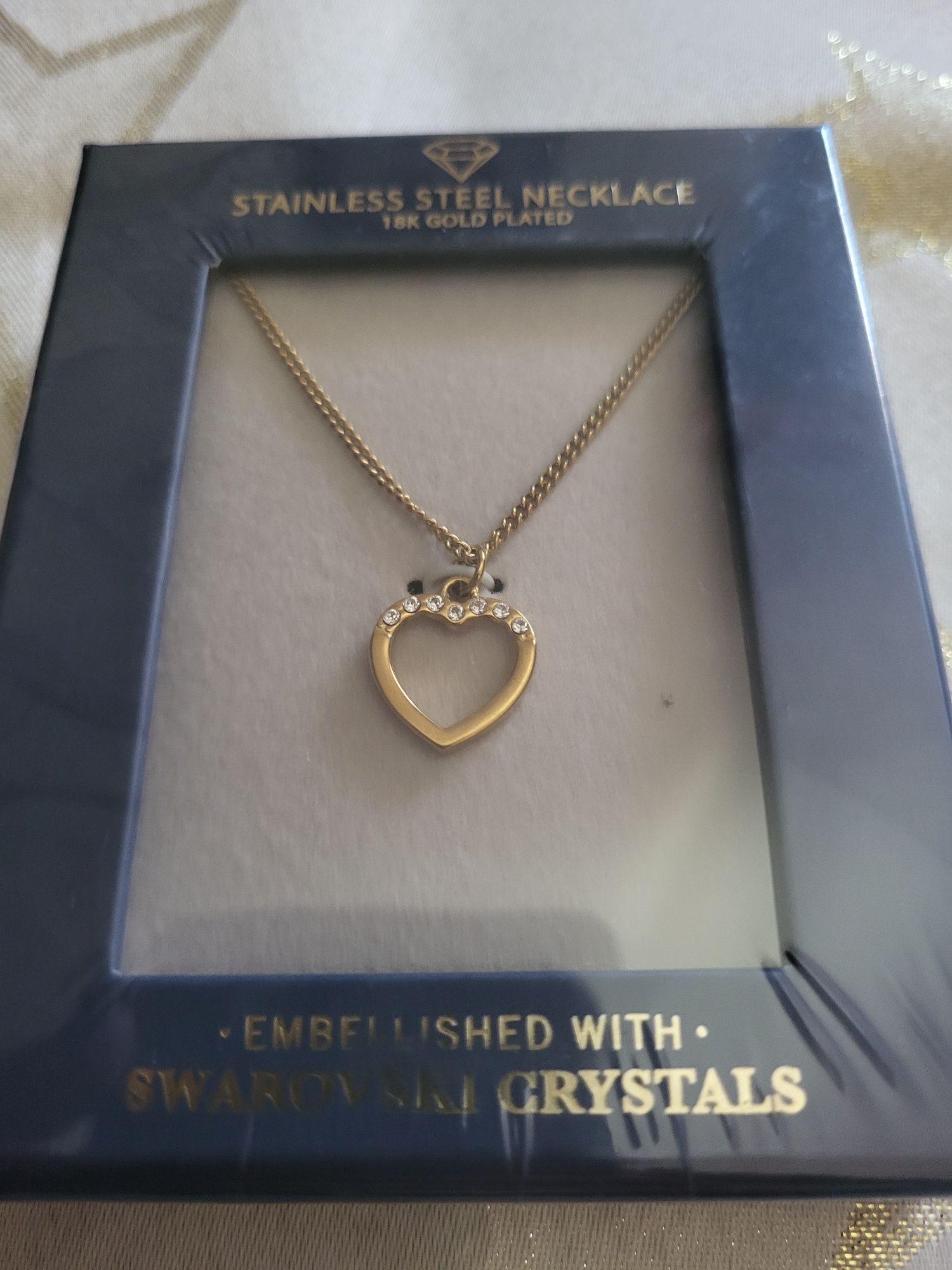 Colar coração com cristais Swarovski  novos