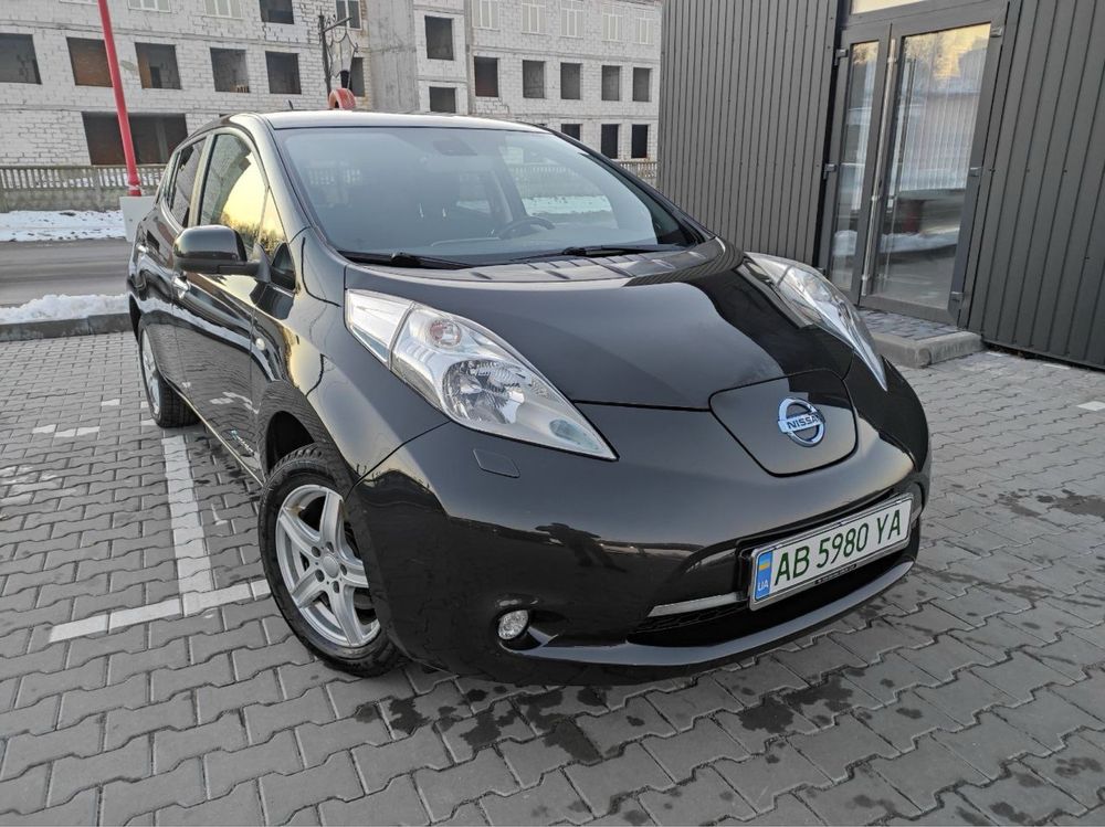 Нісан Ліф Nissan Leaf електро