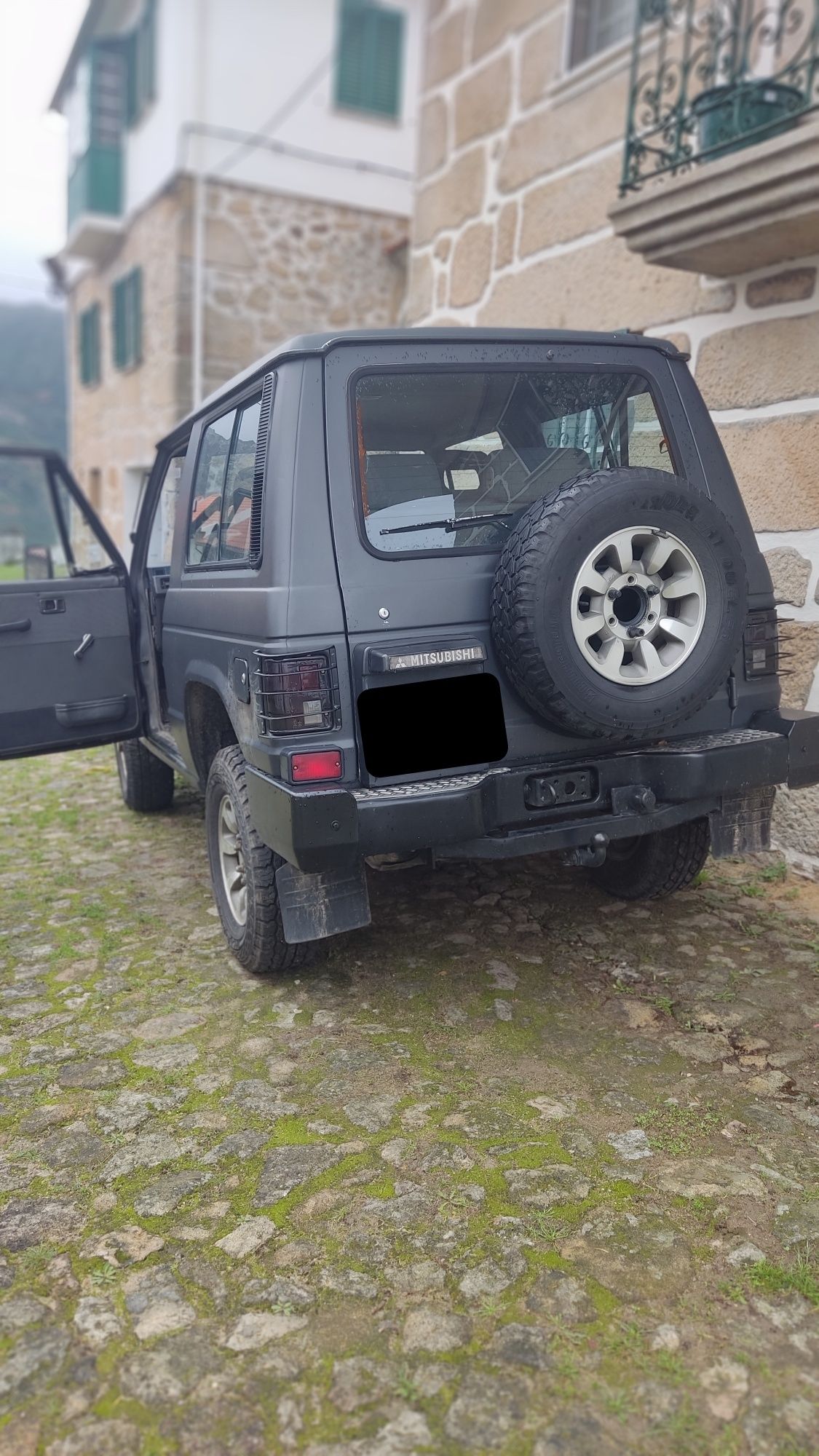 Mitsubishi Pajero I 2.5 TD