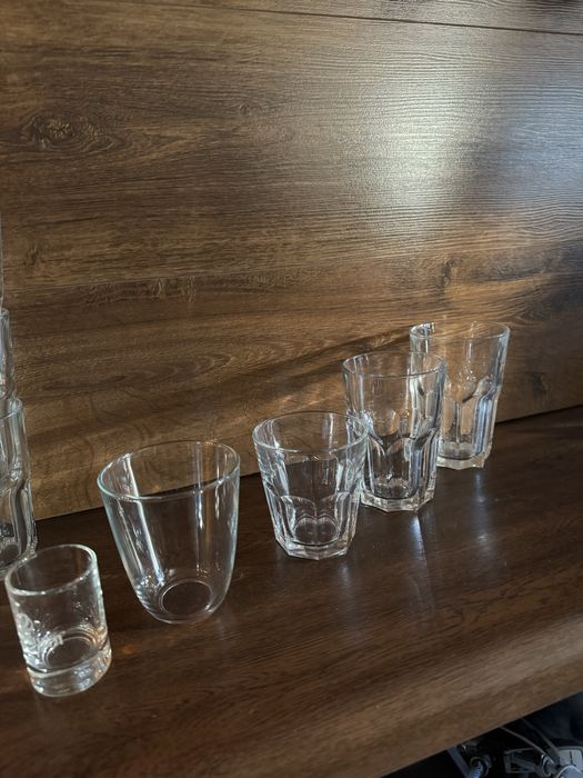 Бокали пивні, барні стакани, рюмки