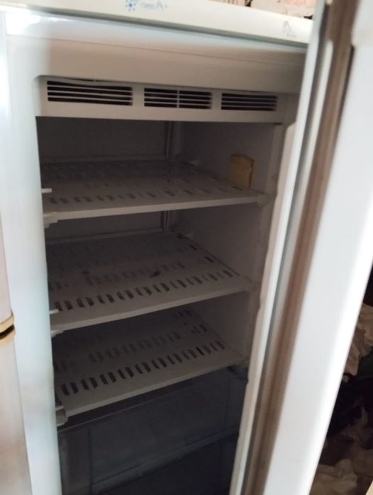 Продам морозильную камеру Class A