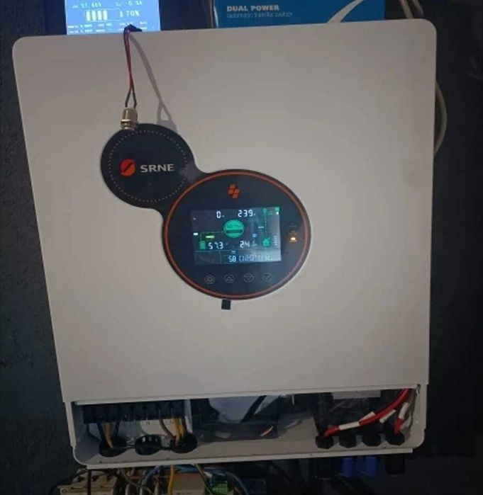 Гибридный солнечный инвертор SRNE 3.2 кВт 48В на 220В, однофазный MPPT