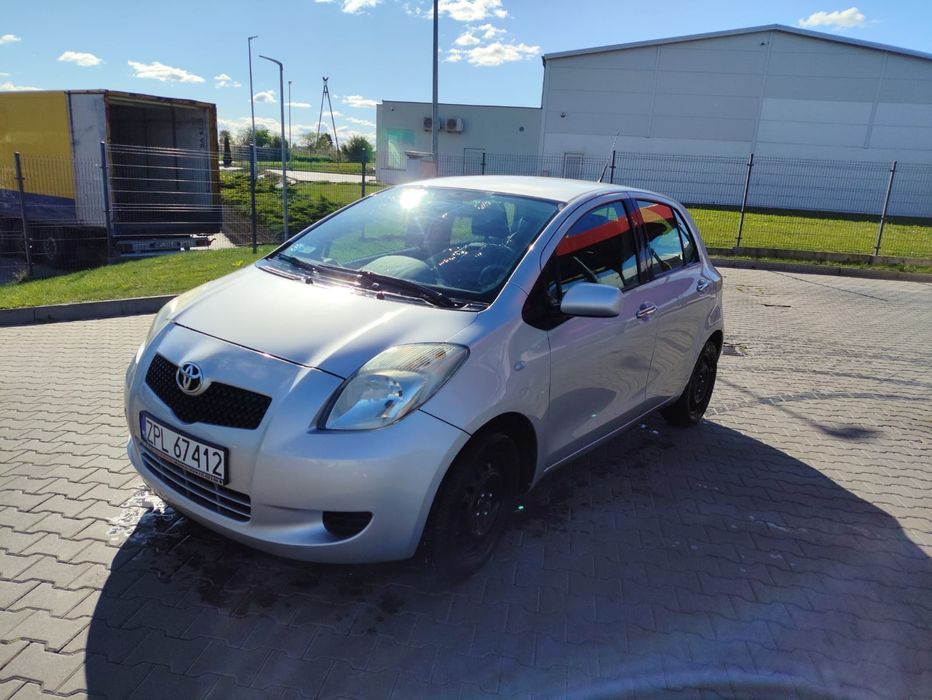Toyota Yaris 2006r