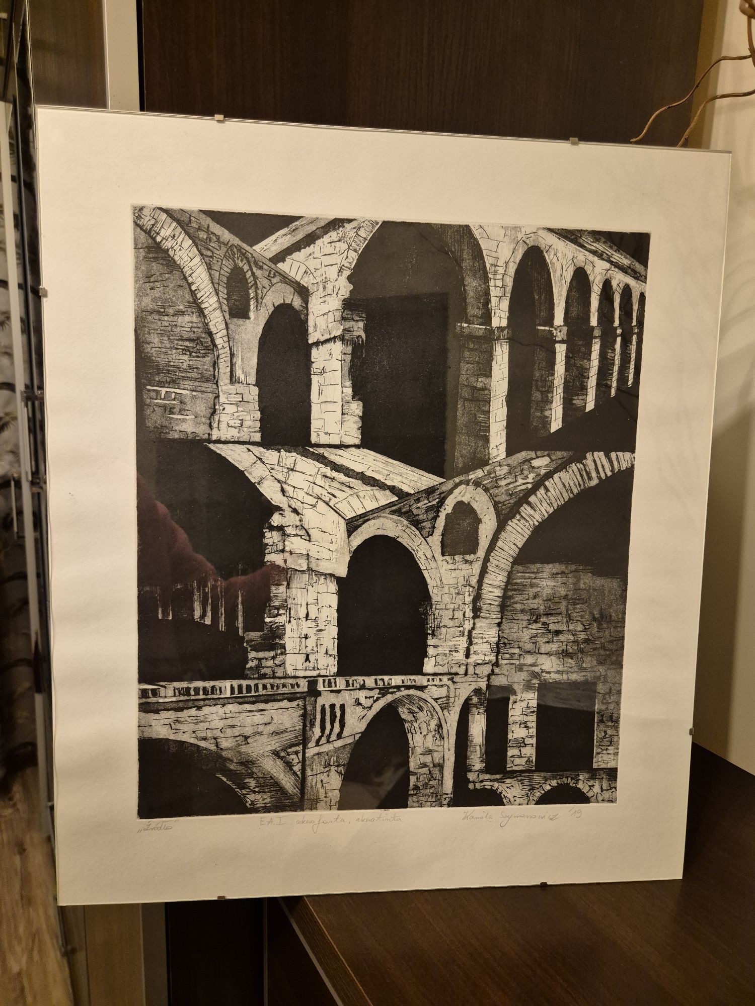 Grafika w antyramie architektura akwaforta akwatinta