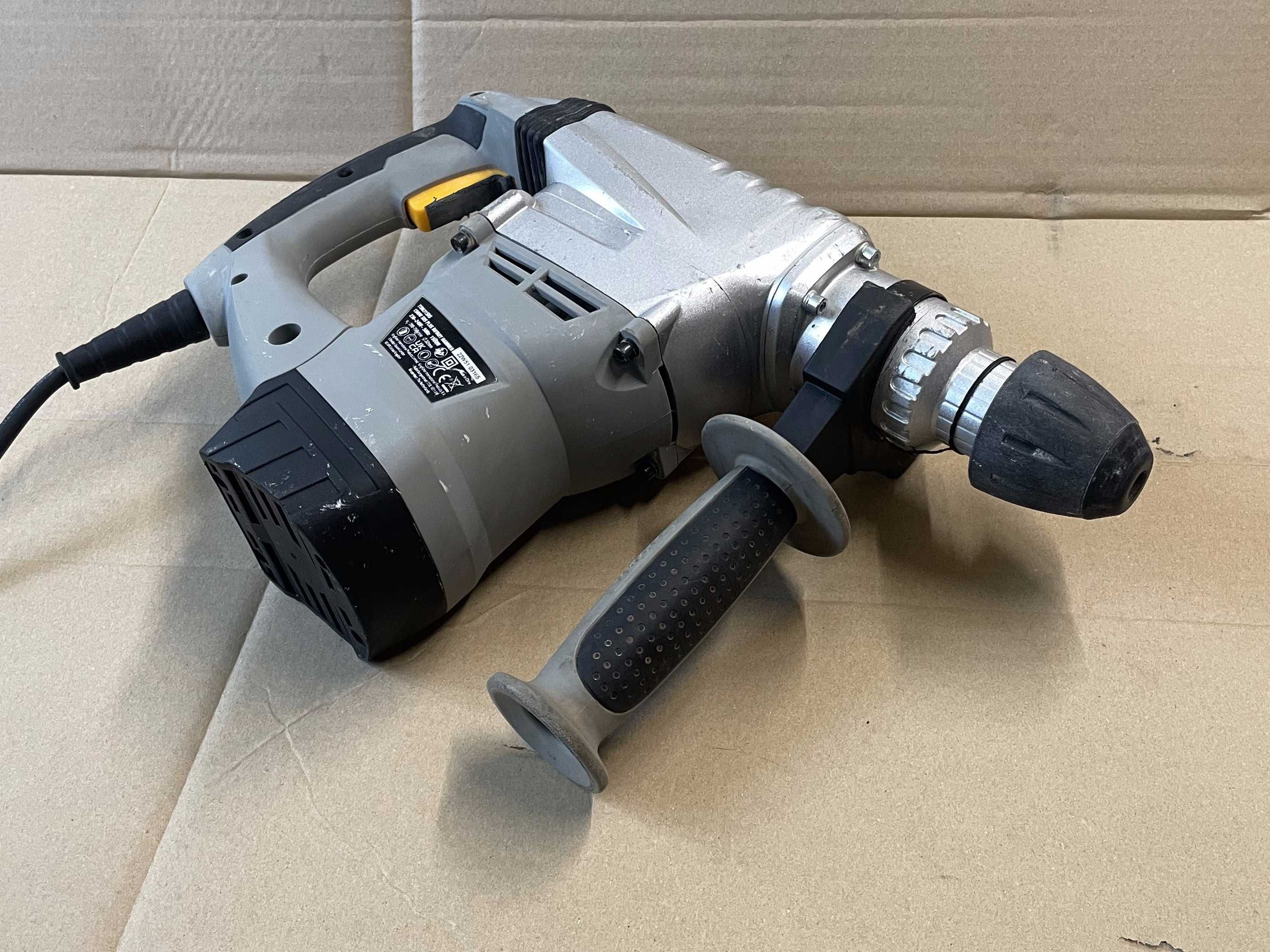 Titan MOCNA Młotowiertarka Młot udarowy 1500W 8J 230V TTB631SDS F-VAT