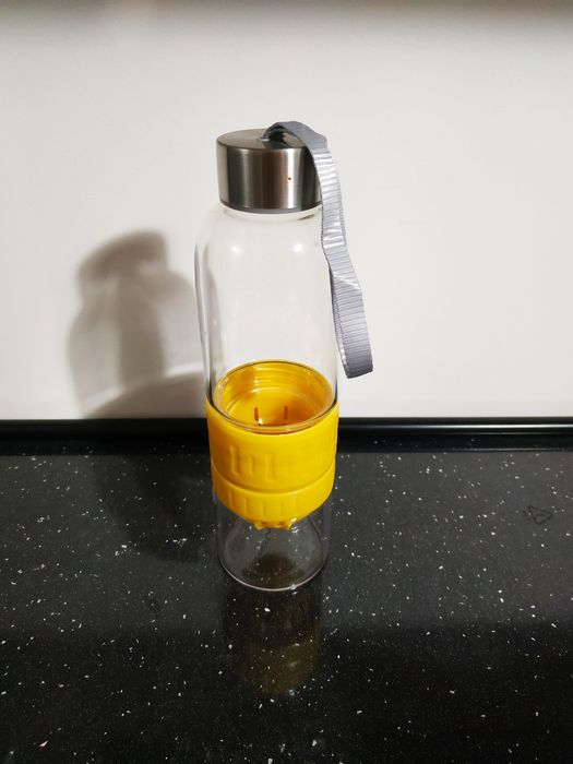 Szklana butelka Ernesto