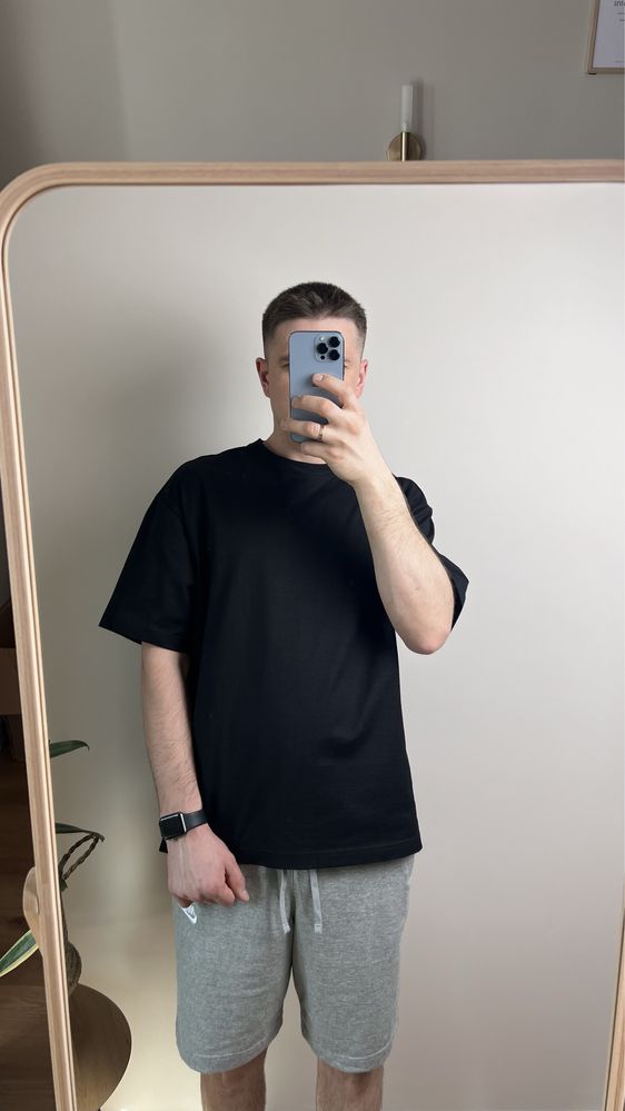 Якісна щільна футболка  H&M  Loose fit  6 кольорів