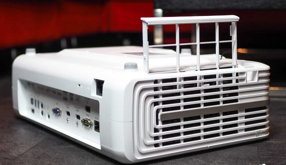 Optoma UHD380X 4К 3500lumen проектор для домашнього кіно оптичний шифт