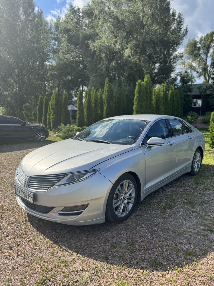Loncoln mkz гібрид