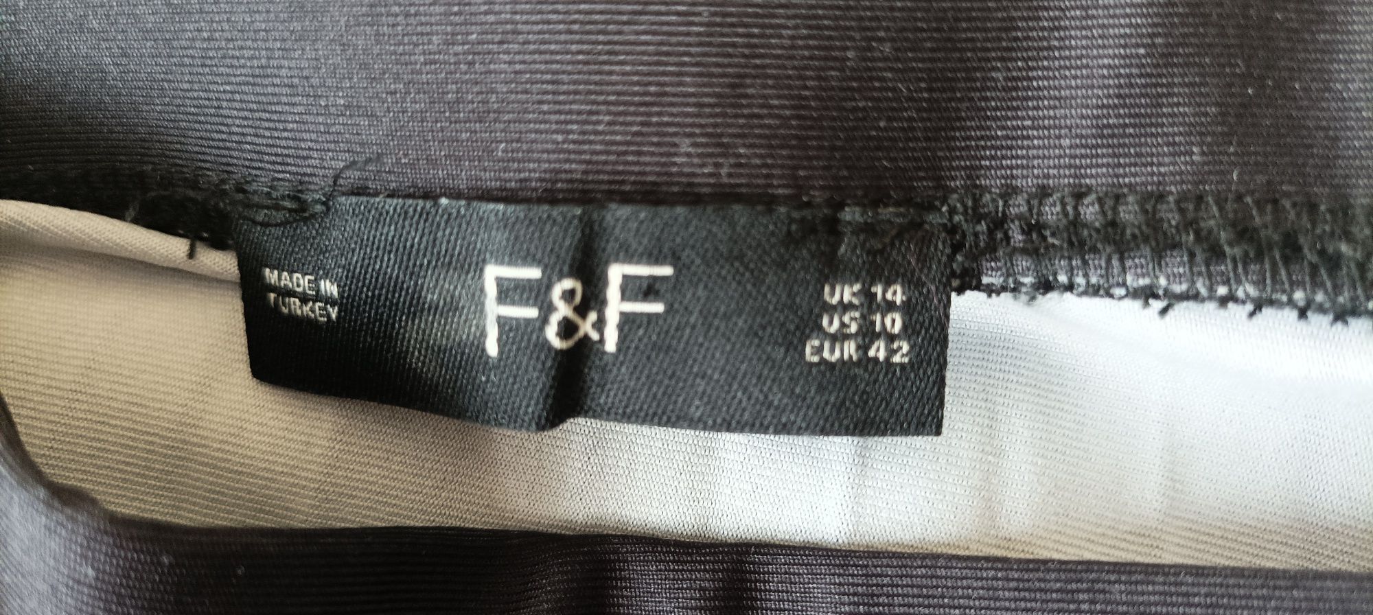Плісерована  трикольорова спідниця F&F  розмір XL юбка