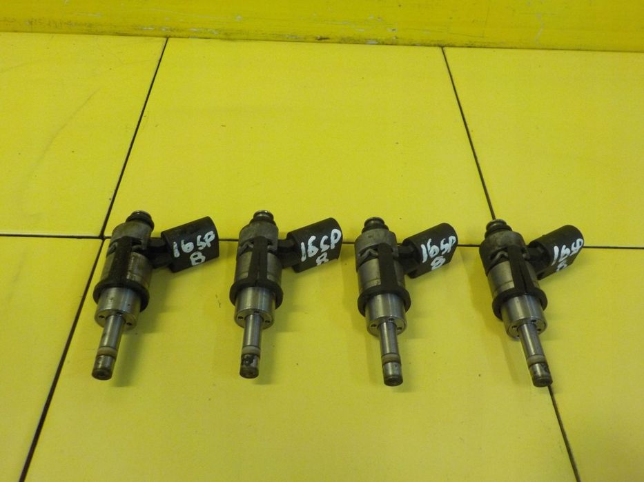 AUDI TT A3 GOLF OCTAVIA 2.0 TFSI 08r BWA wtrysk wtryskiwacz 06F906036A