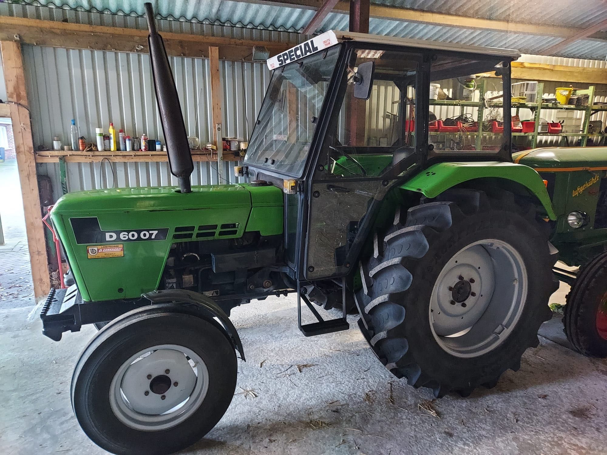 Traktor Deutz D 6007