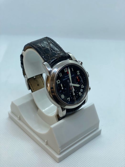 Relógio Girard-Perregaux Ferrari F300 Chronograph