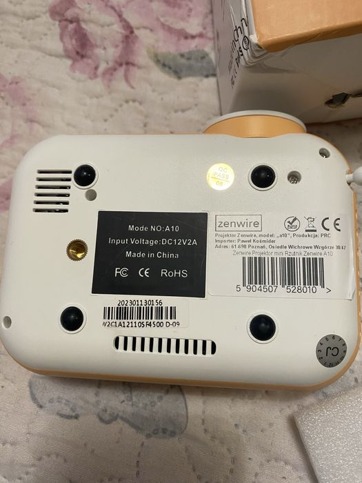 Projektor Zenwire A10 Mini Projector – stan idealny!