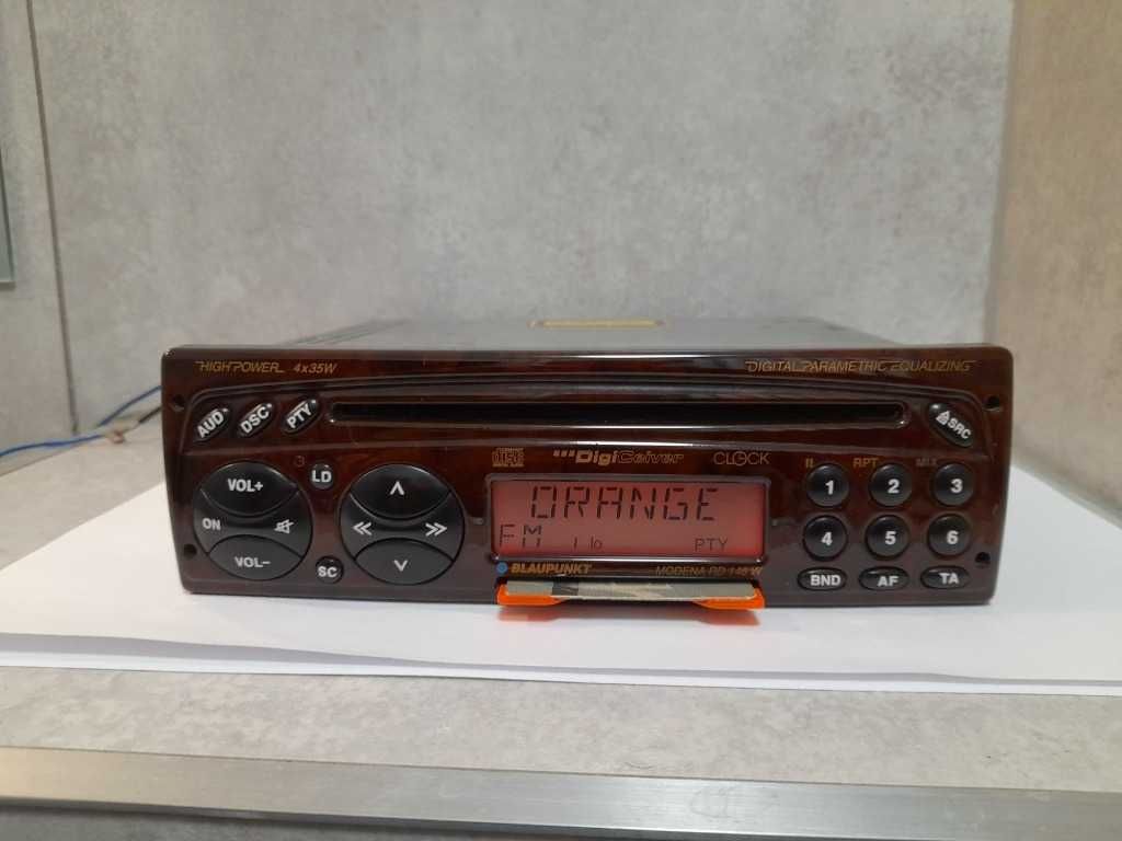 Radio Blaupunkt Modena RD 148 w drewnie Mercedes r129 w124 r107 w140