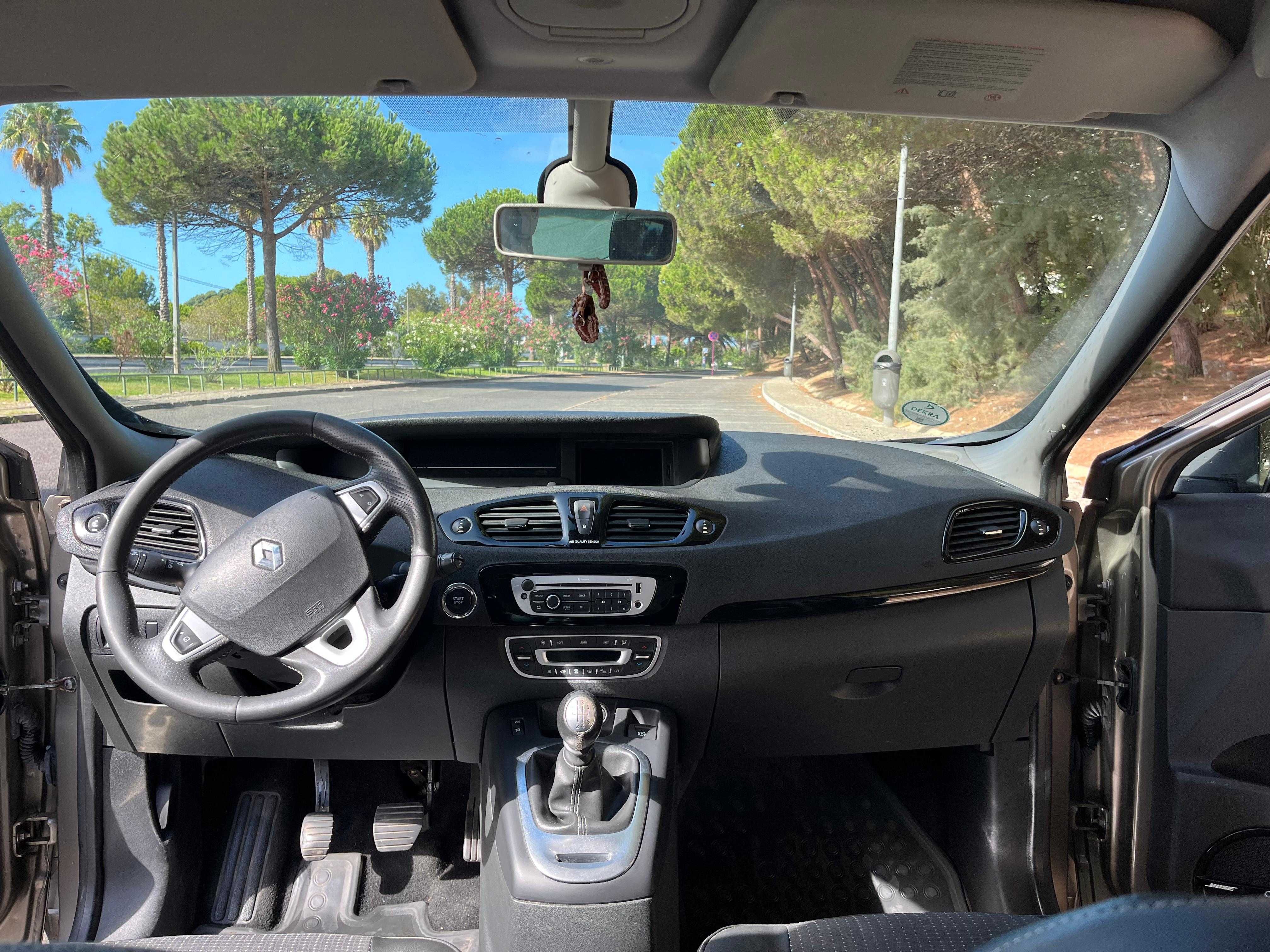 Renault Scenic III Bose Edition 160hp 2012