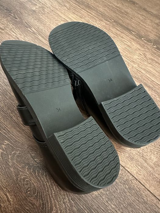 Продам нові туфлі для дівчинки 34 розмір