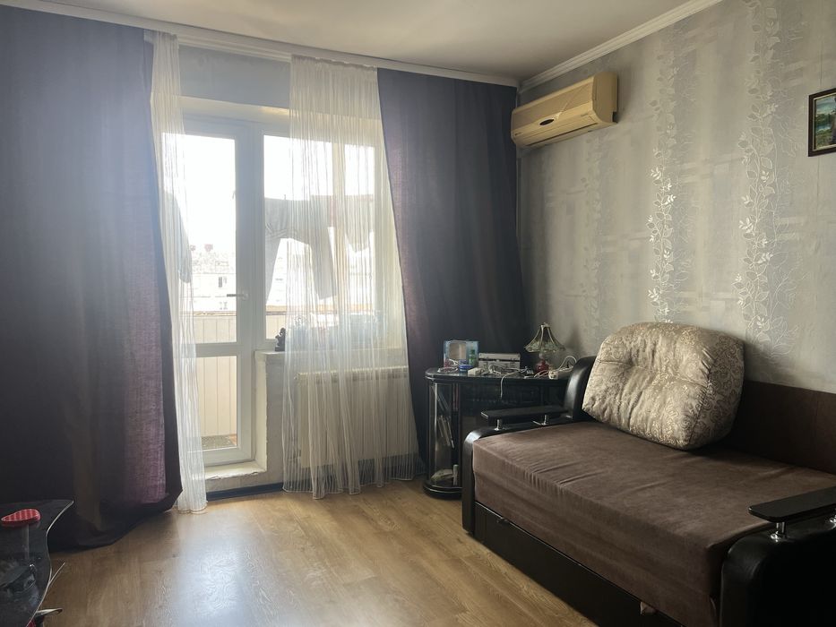 Продам 3-кімнатну квартиру 69,2 м2 м.Київ (Троєщина)