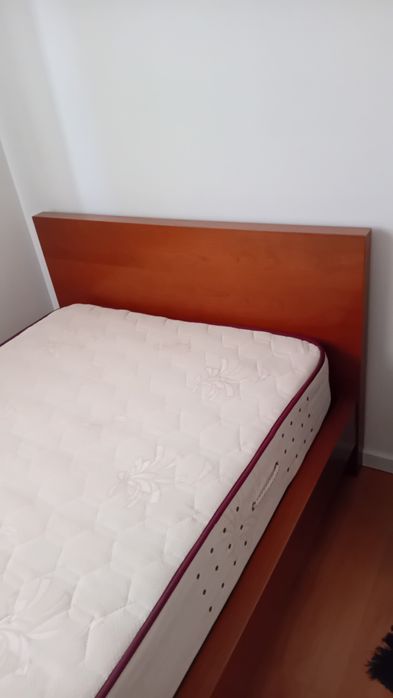 Cama solteiro - colchão 100x190 cm