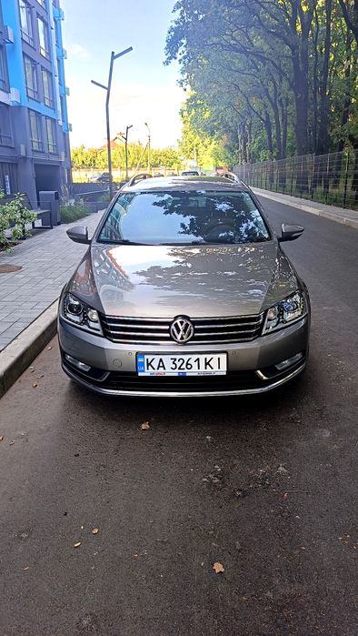 Продам Volkswagen Passat B7 2012 року 2.0 TDI 4 motion