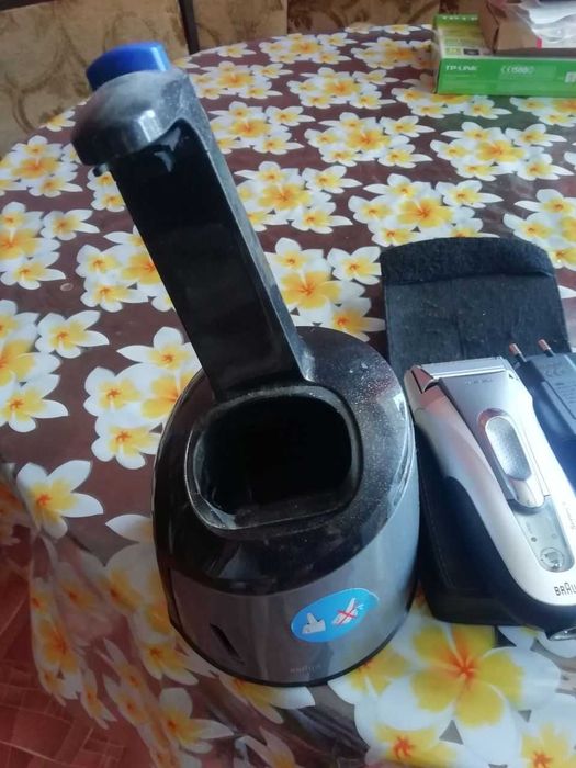 Електрична бритва BRAUN Series 3 390cc