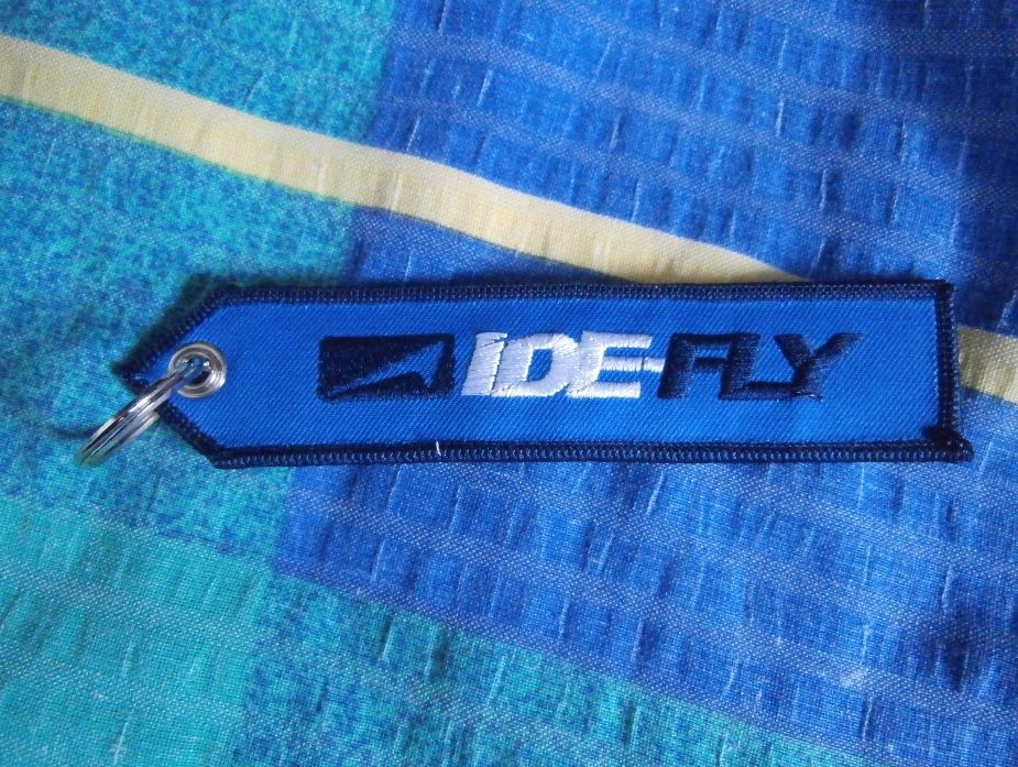 Brelok Ide-Fly Remove Before Flight