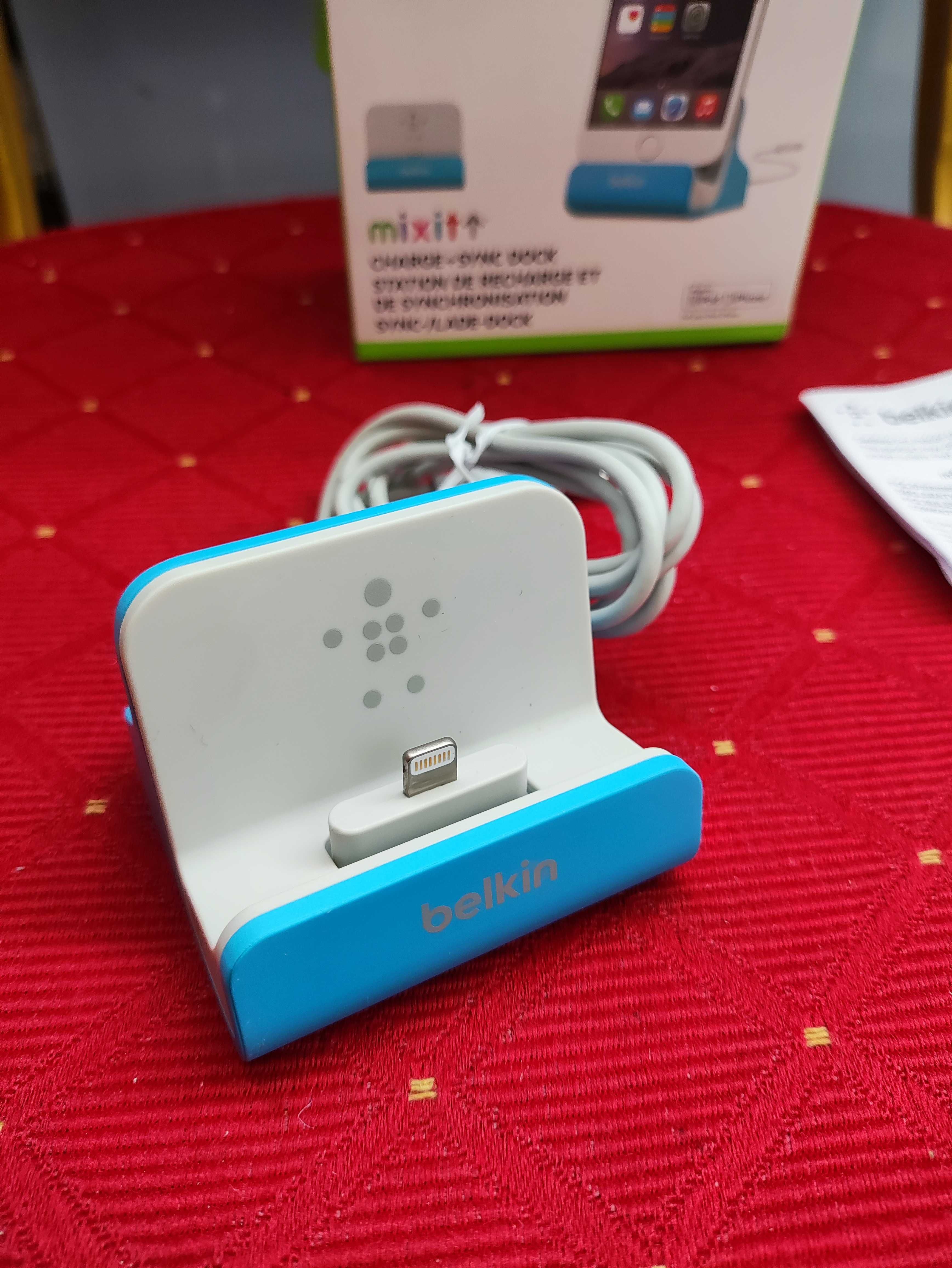 Ładowarka Belkin Stacja dokująca lightning do telefonu iPhone MP3