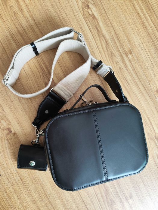 Сумка кросбоді reserved