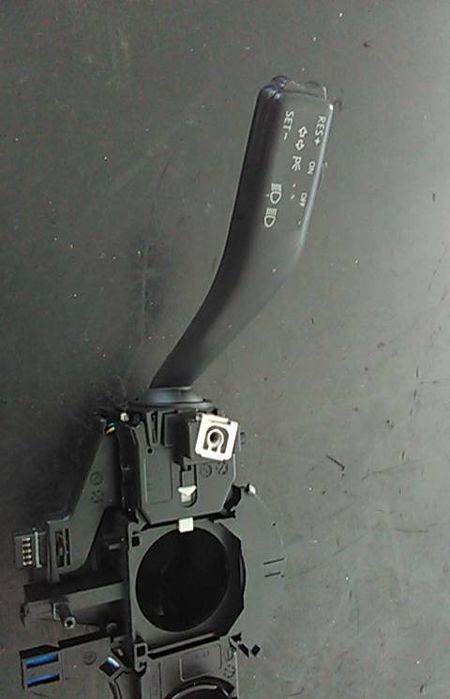 Conjunto / manetes de luzes e limpa vidros VOLKSWAGEN Caddy III (2K, 2