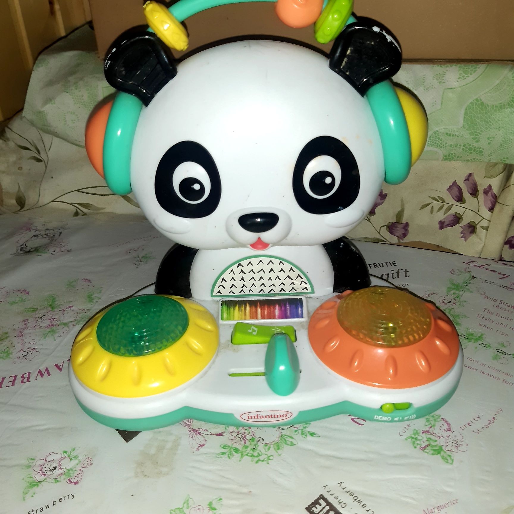 Музыкальная развивающая игрушка панда