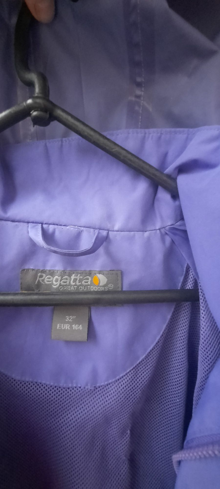 Куртка демісезонна жіноча вітровик дощовик Regatta 42-46