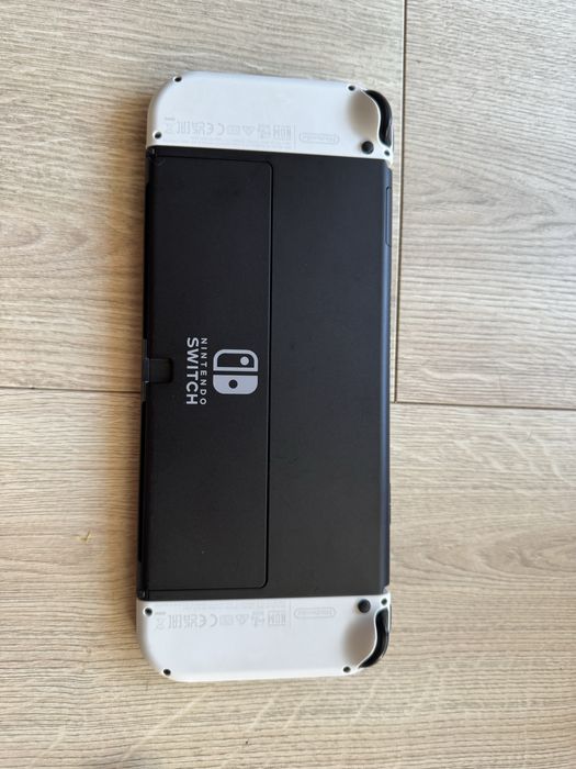 Nintendo Switch OLED + Mario Rabbids Sparks of Hope