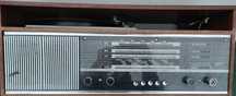 Radio z gramofonem HARFA typu DML-353 Unitra Diora