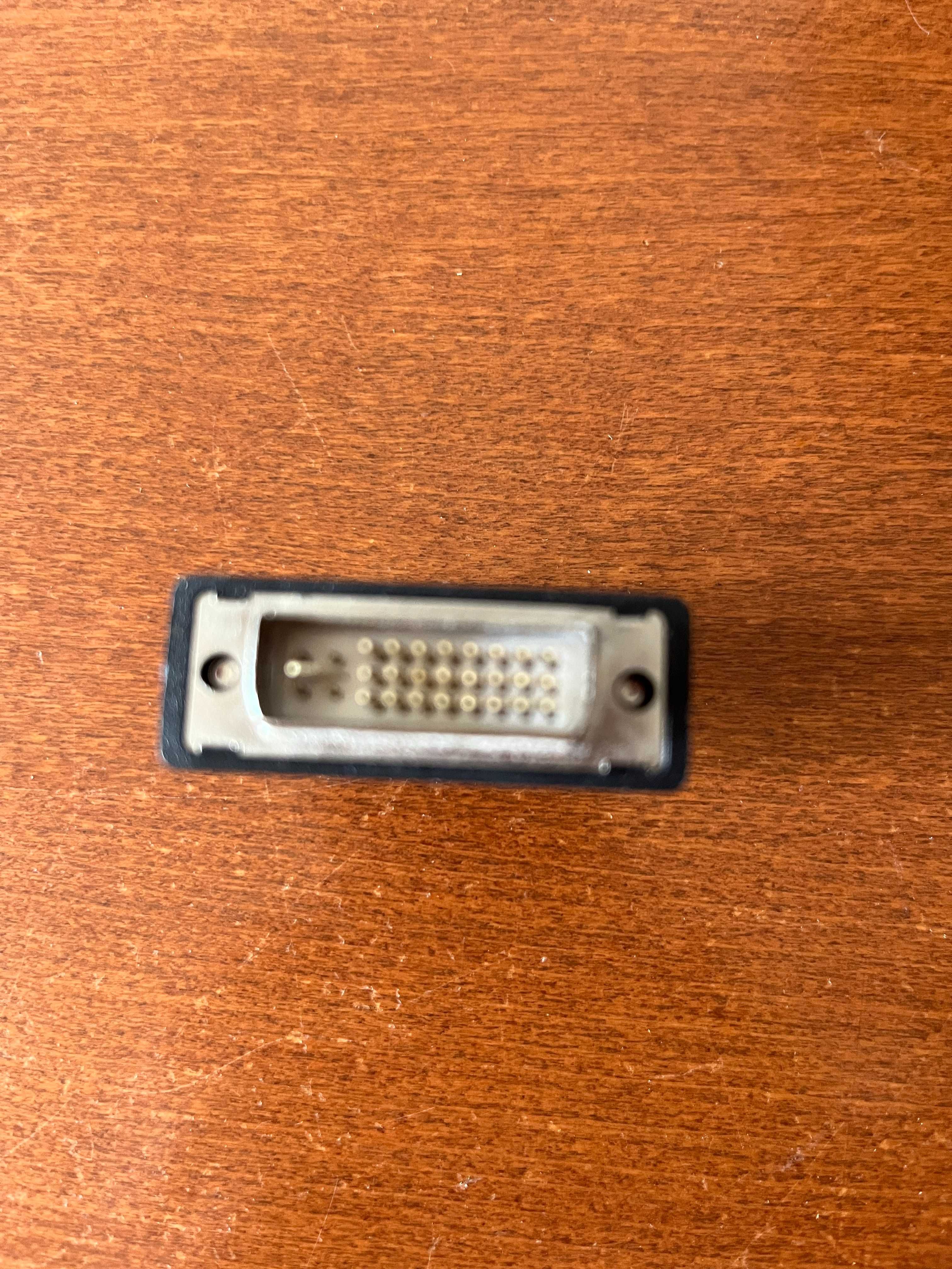 Adaptador DVI > VGA Fêmea - Preto