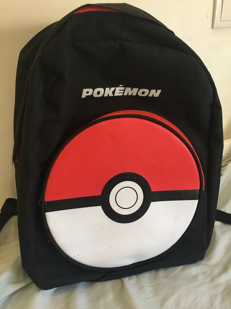 Mochila escolar Pokémon