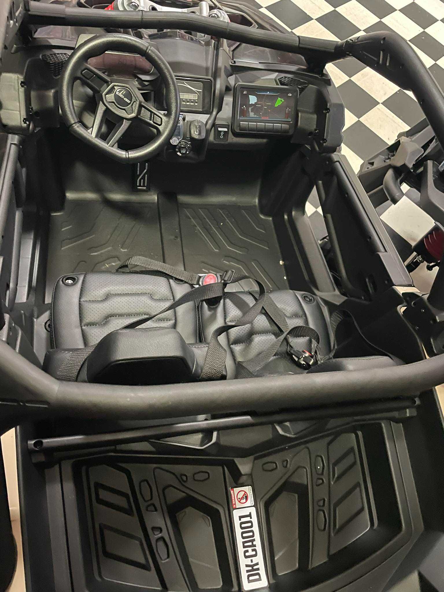 Buggy  Na Akumulator  Can-am Turbo do 70 kg 2x24V7Ah z napędem 2x240W