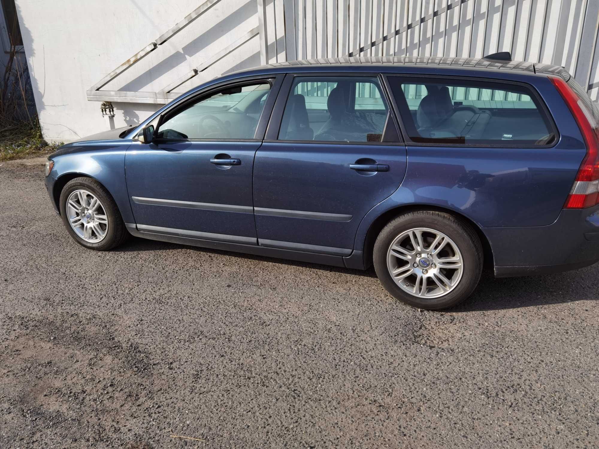 Volvo v50 2.0 D 2005r.