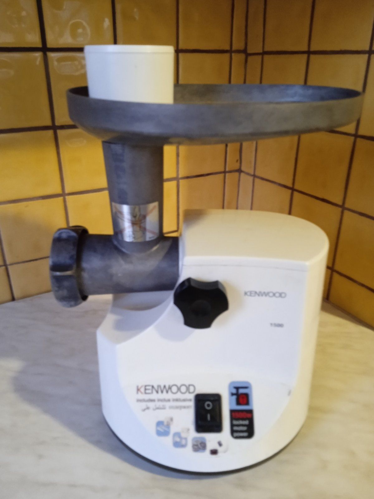 Електрична мясорубка Kenwood