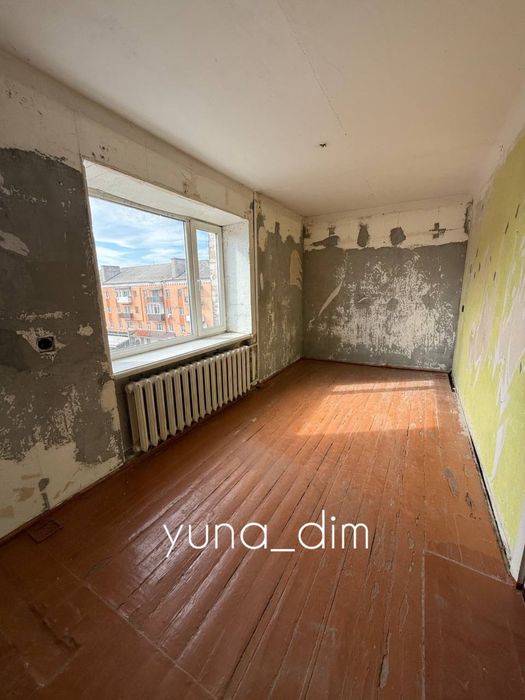 2 кімнатна квартира в центрі міста - під ремонт