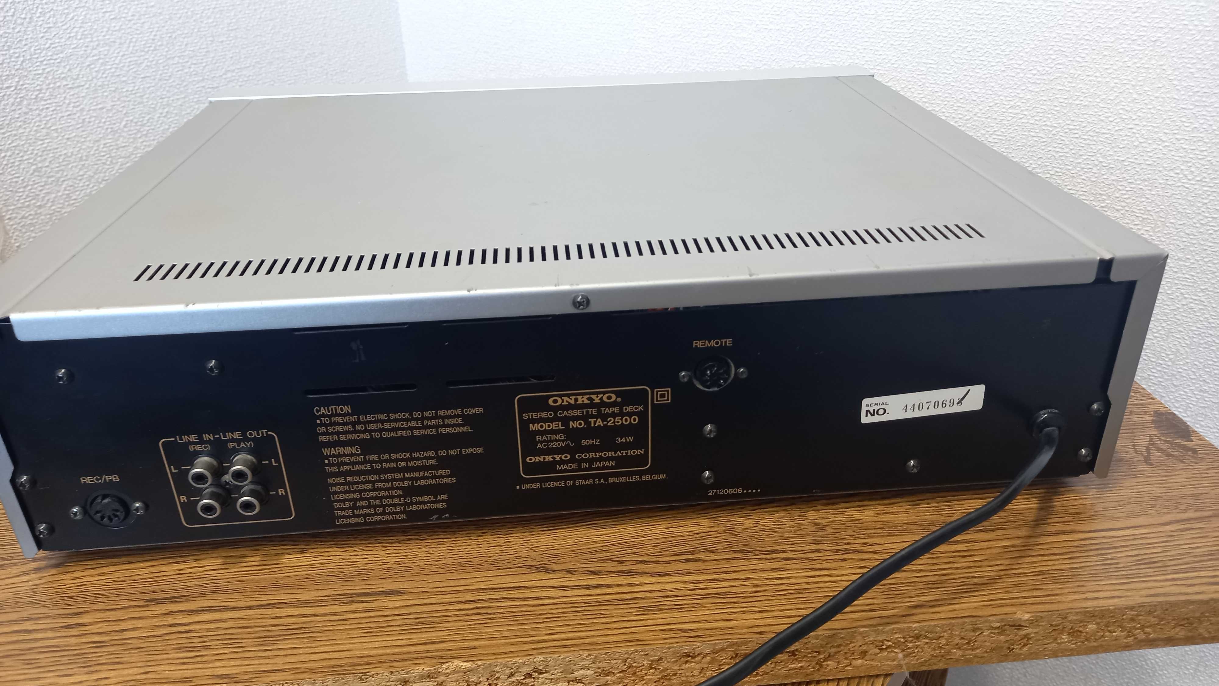 Кассетная дека Onkyo Integra TA-2500