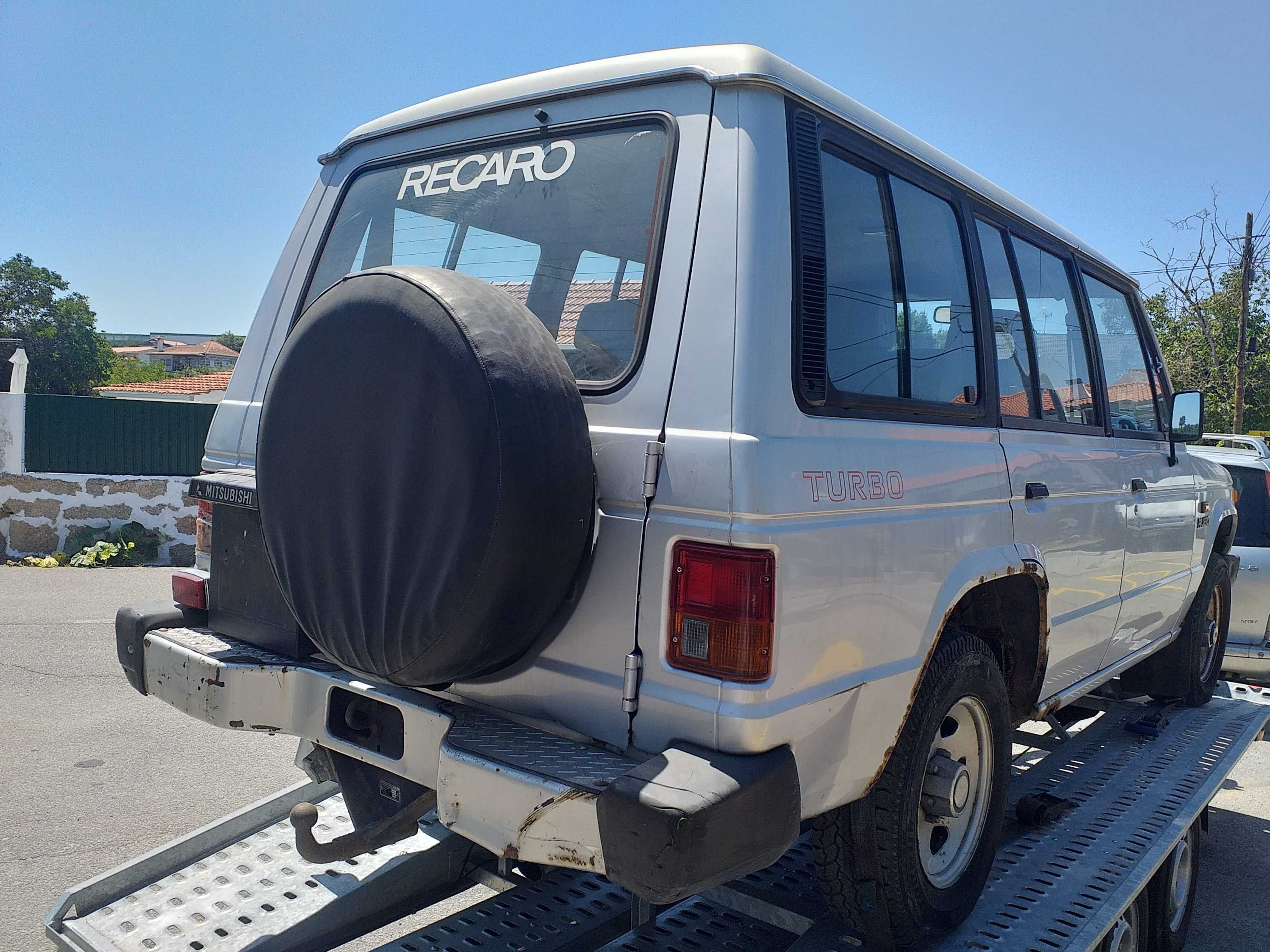 Mitsubishi Pajero Mk1  2.5TD de 1990 para peças