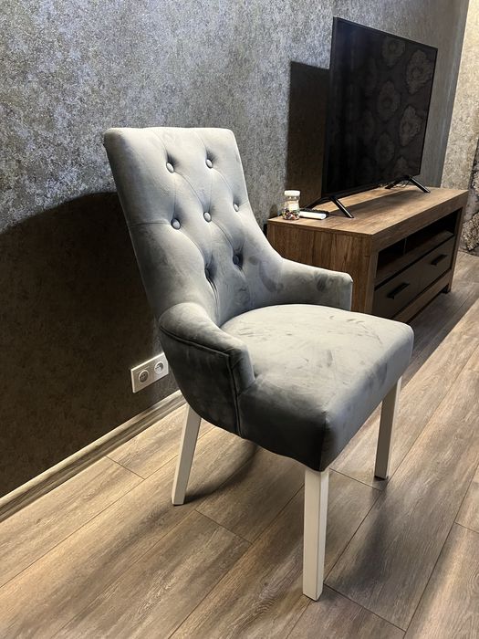 Стул,Стілець,Крісло, как новый 5шт цена за 1шт