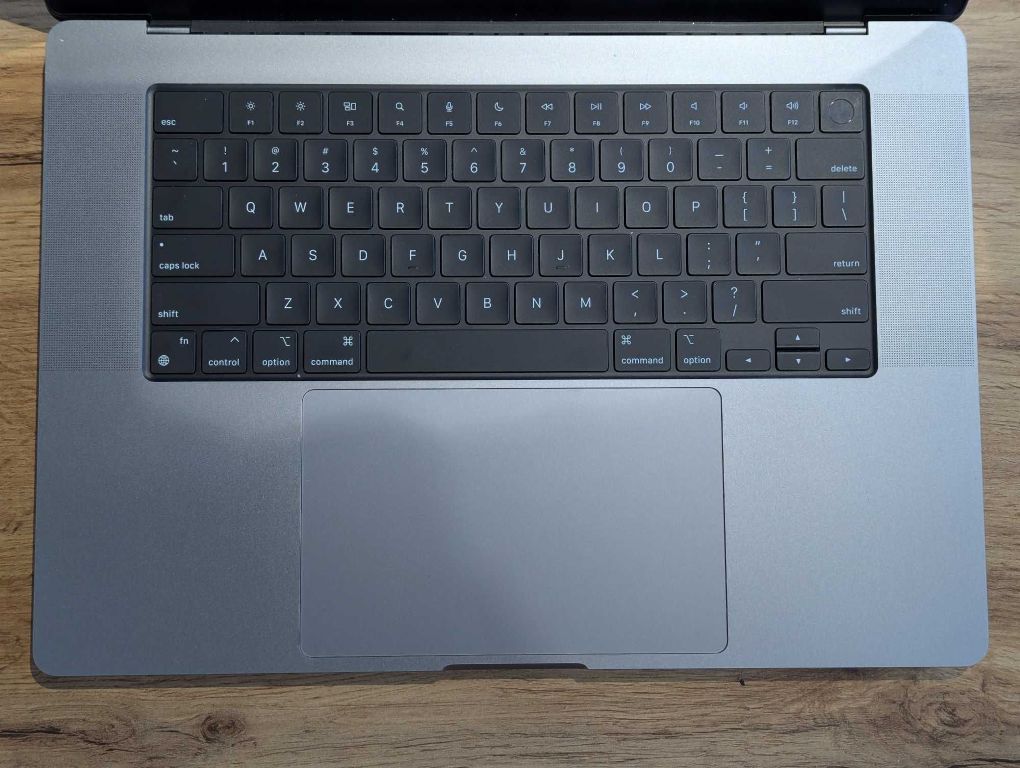 Macbook pro 16 2021 m1 pro 16/1tb 10/16gpu Гарантія від Магазину!!!