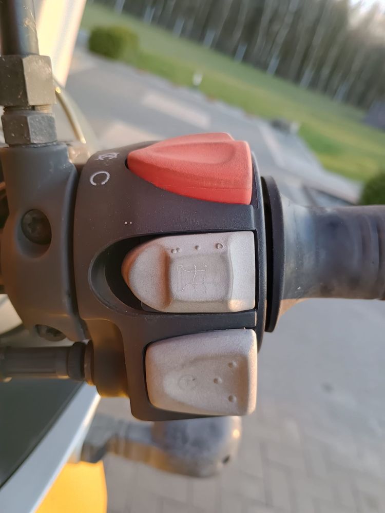 BMW F650 GS motocykl typu funduro