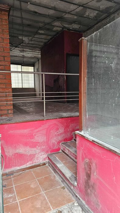 Arrenda-se Loja Bem Situada no Porto