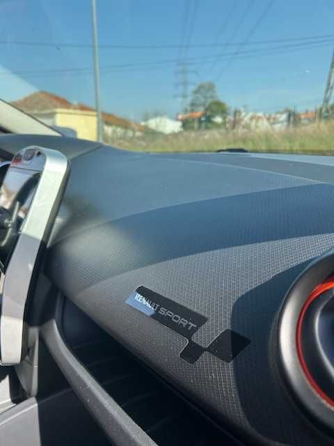 Renault Clio IV RS 200CV