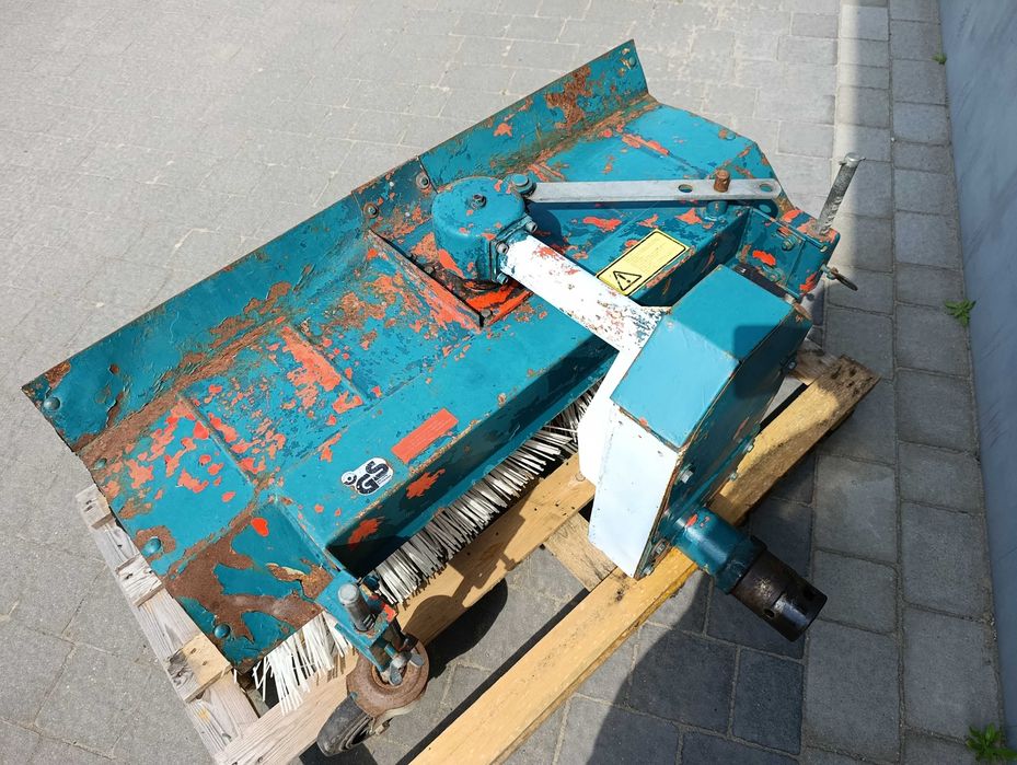 solidna zamiatarka 112 cm do traktorka