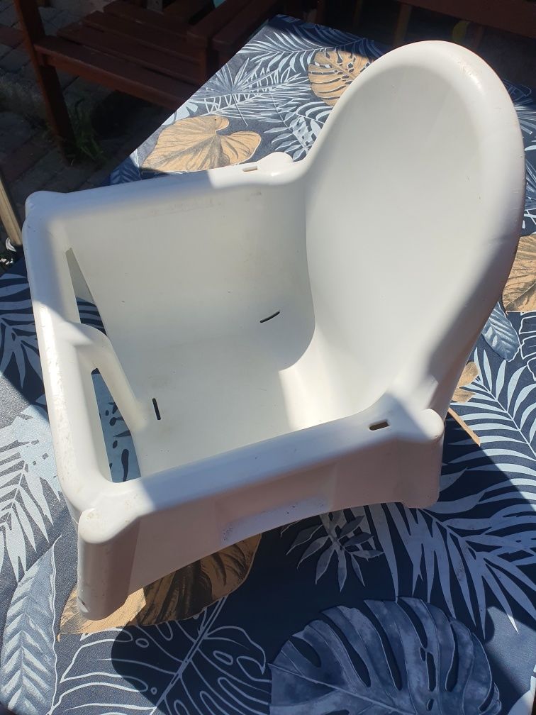 Antiop ikea krzesełko do karmienia
